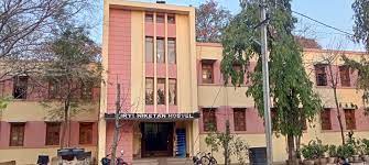 Kirti Niketan RIE logo